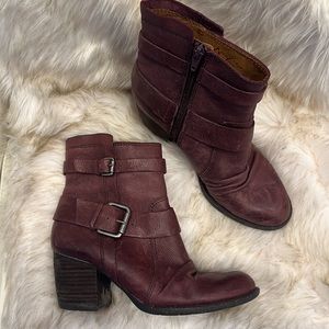 Naya Virtue Ankle Booties